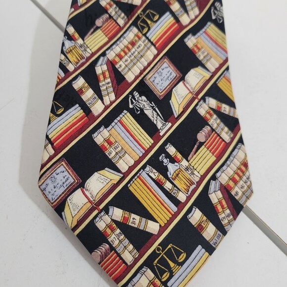 Vintage Nicole MIllar Judge or Lawyer Themed Silk Tie - Picture 2 of 3